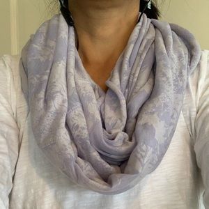 Lilac Gap infinity scarf